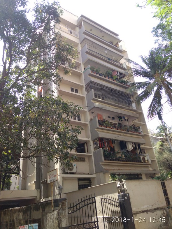 Main - Palacimo, Santacruz West